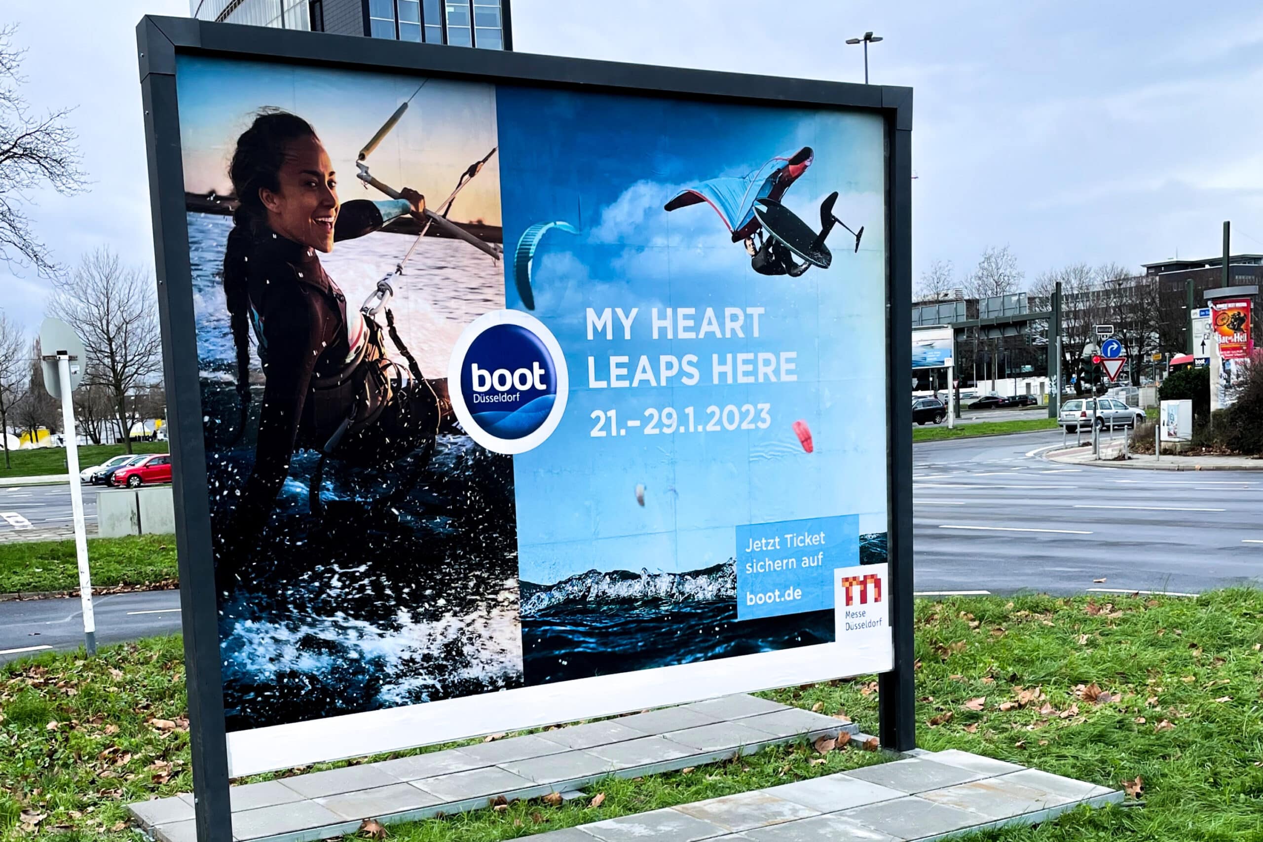 Plakatwerbung in Düsseldorf Boot Dauerwerbung Franke media